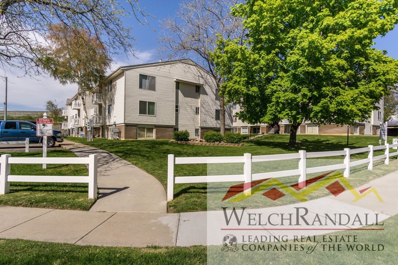 2632 W 5625 S - Photo 2 of 29