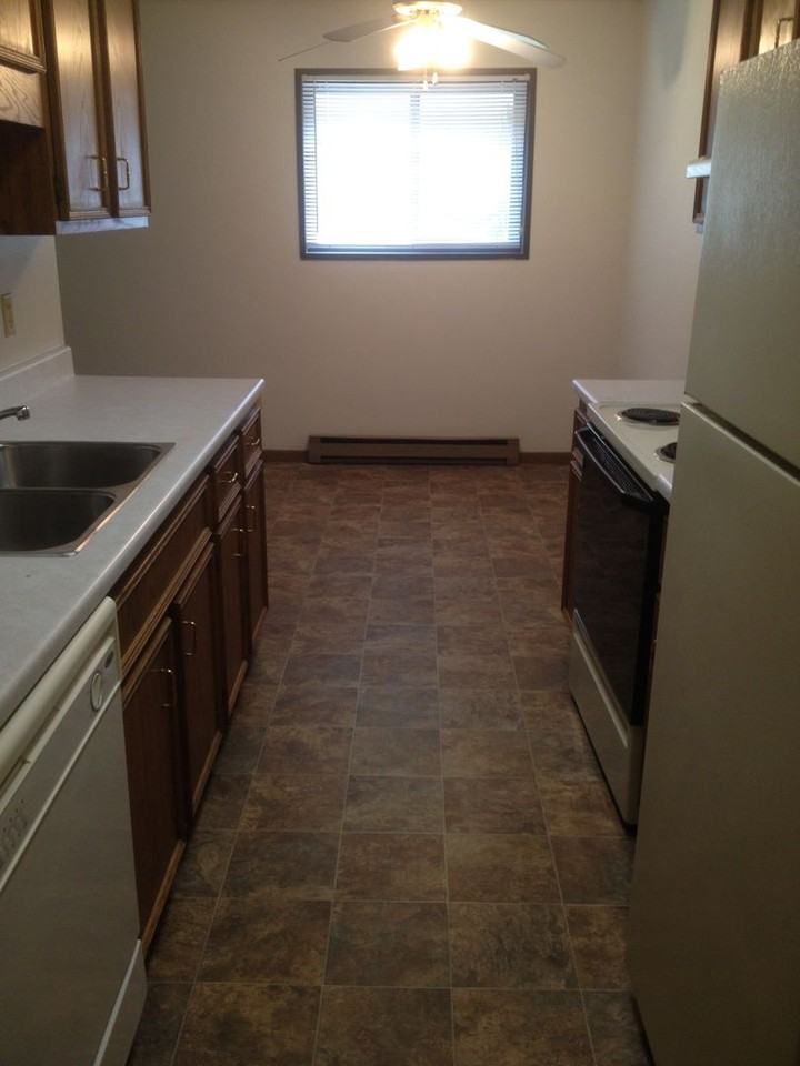 1220 28th Ave S - Photo 6 of 21