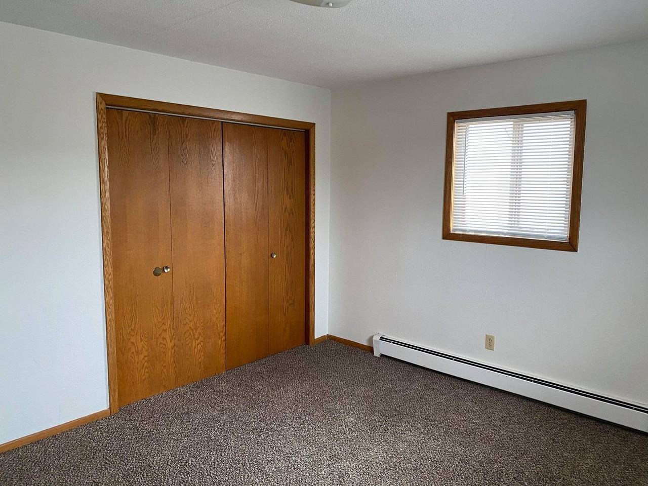 904 24th Ave S - Photo 5 of 9