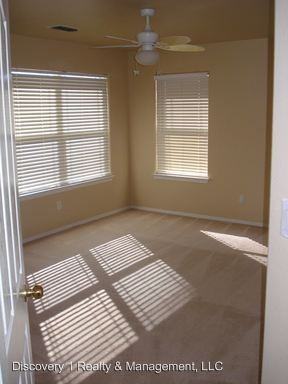 10472 Chandler Dr NW - Photo 3 of 5