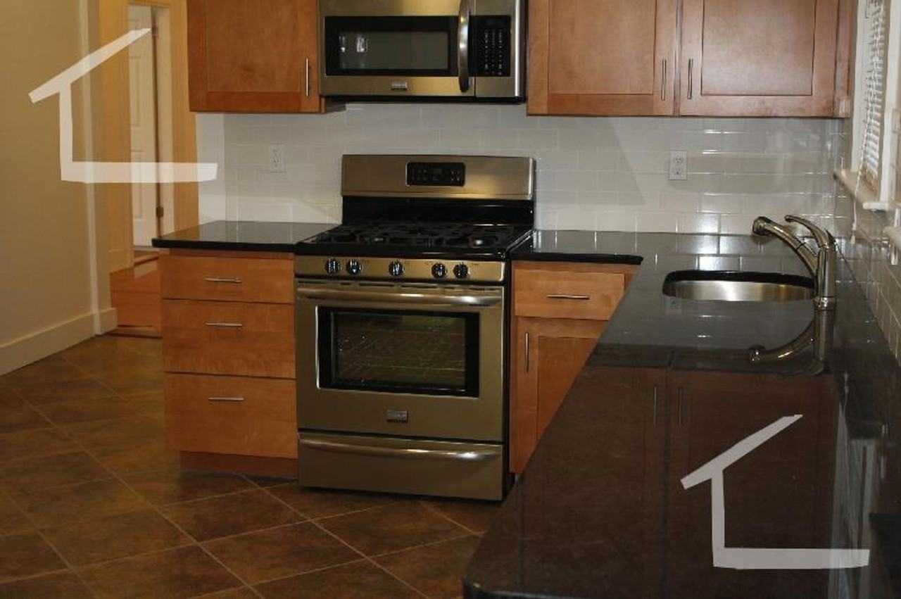 11 Farnsworth St - Photo 2 of 23