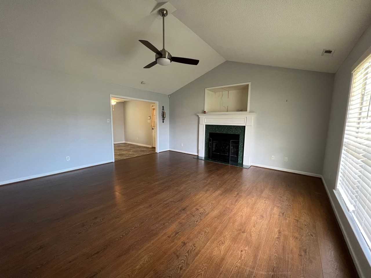 144 Hidden Cir - Photo 2 of 13