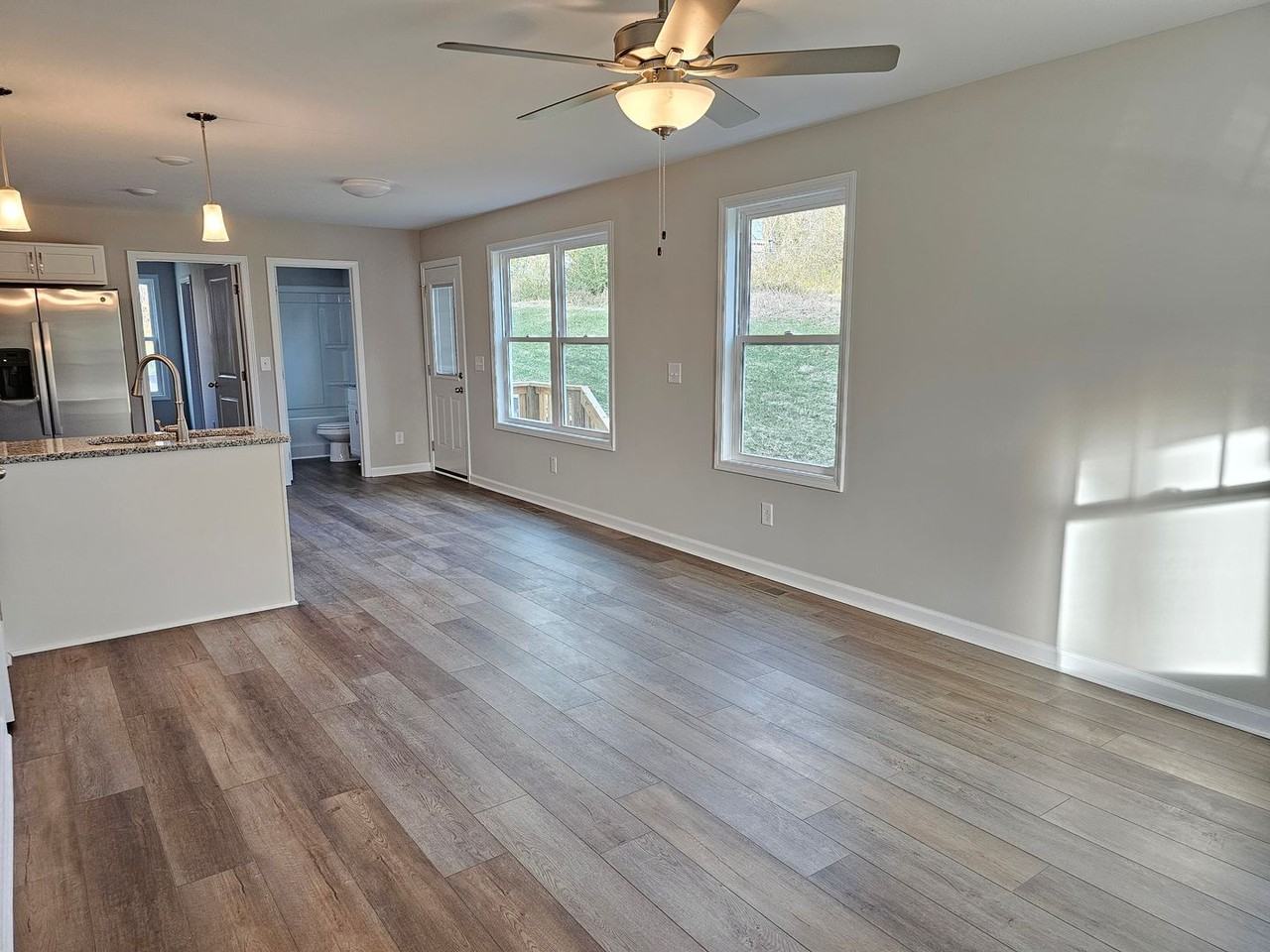 161 Hadley dr - Photo 4 of 17