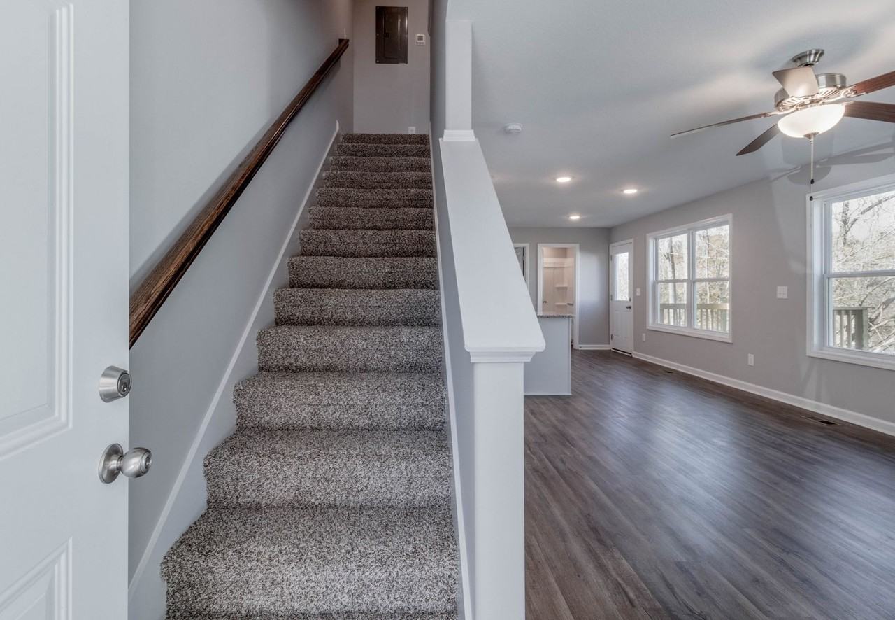 161 Hadley dr - Photo 5 of 17