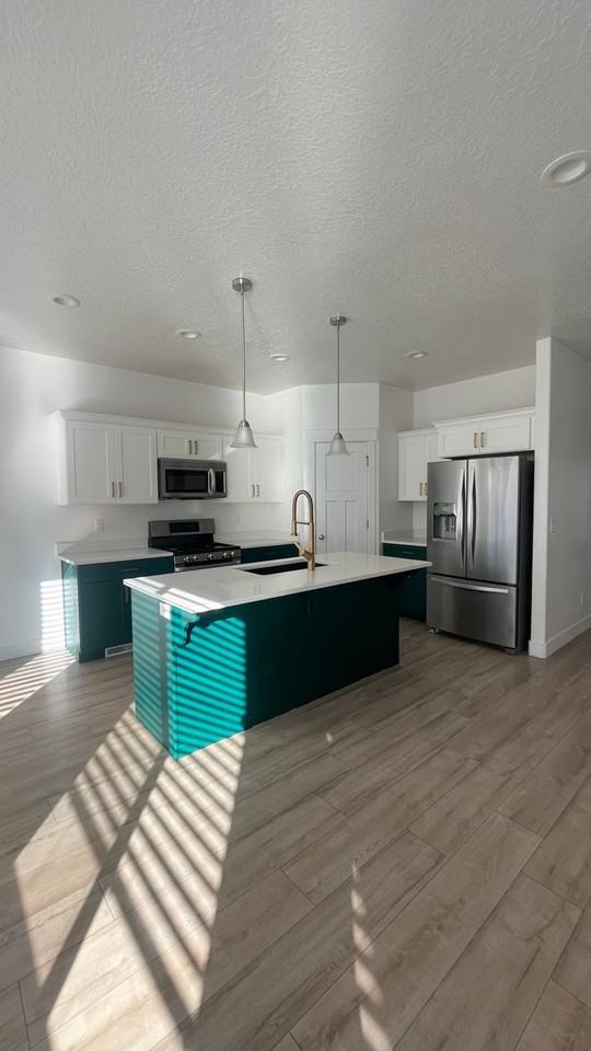 1647 N 3700 W - Photo 2 of 20