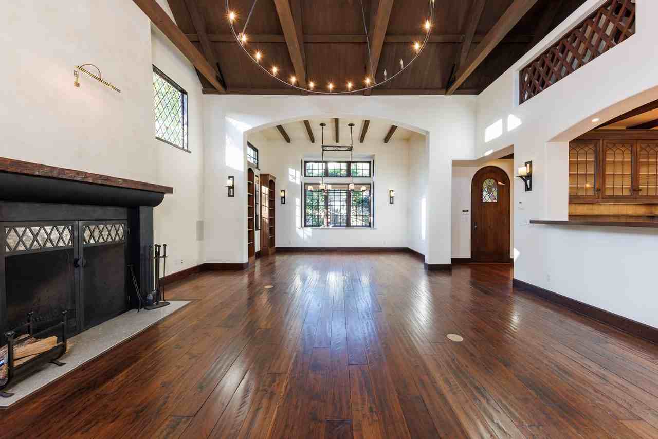 485 Zuni Dr - Photo 3 of 39