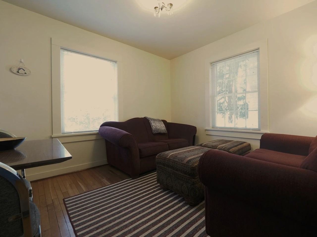 333 S Eagleson Ave - Photo 3 of 9