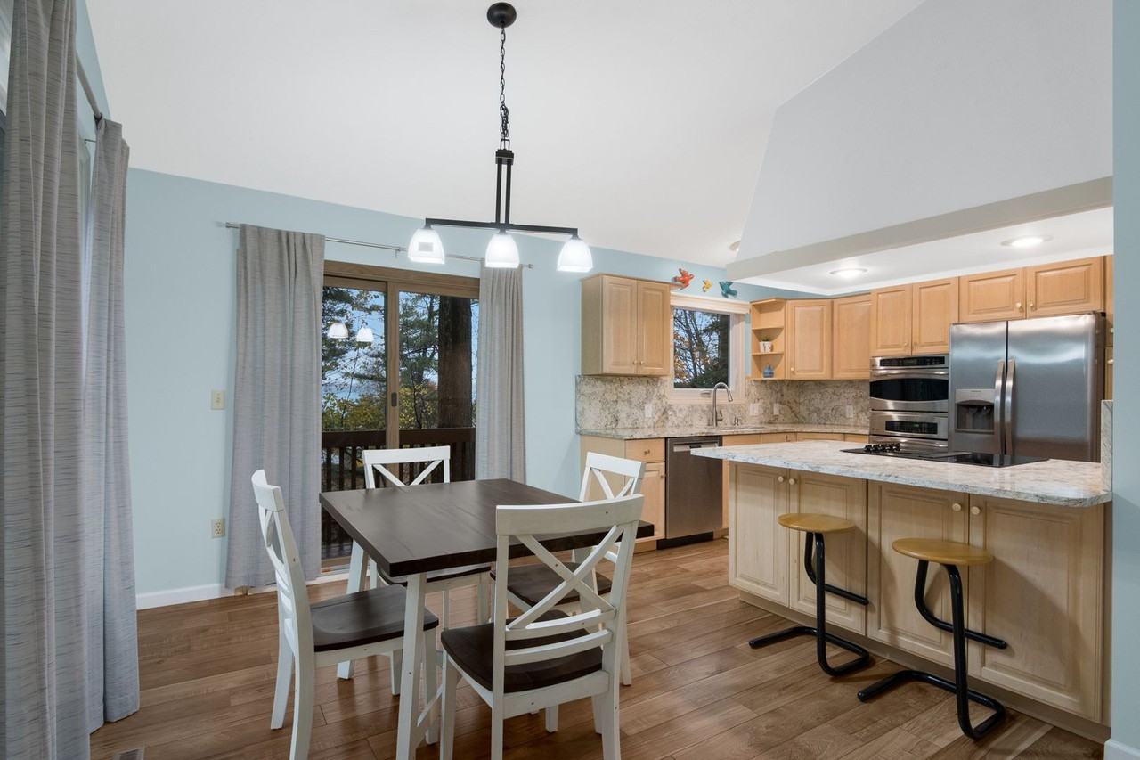 2243 E Timberlane Dr - Photo 6 of 28