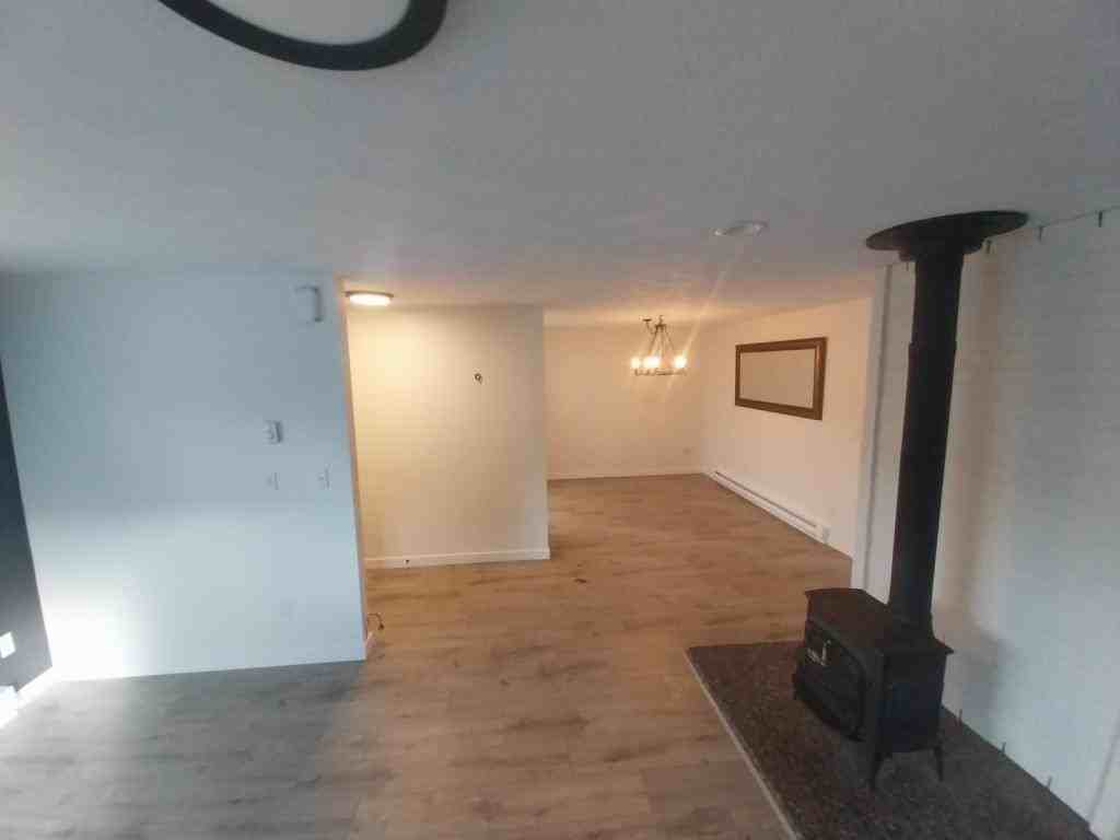 W 5th St - Photo 5 of 20