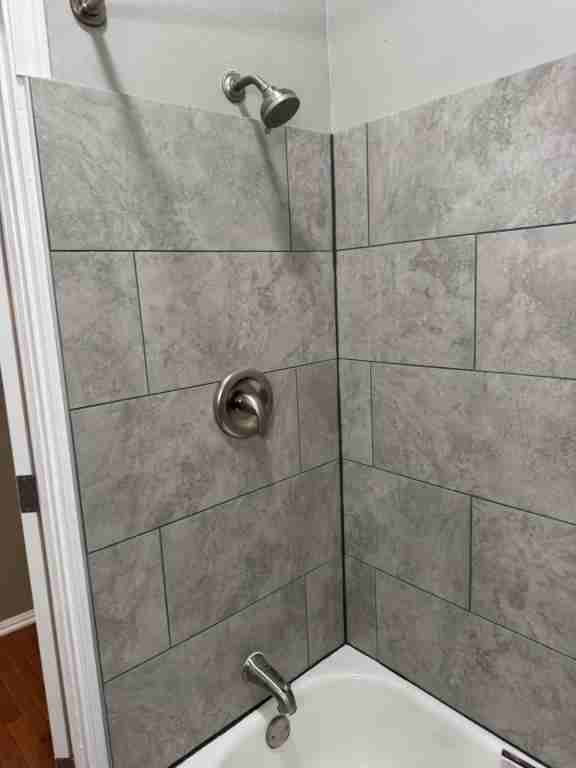 108 E Kentucky St ##1 - Photo 6 of 19