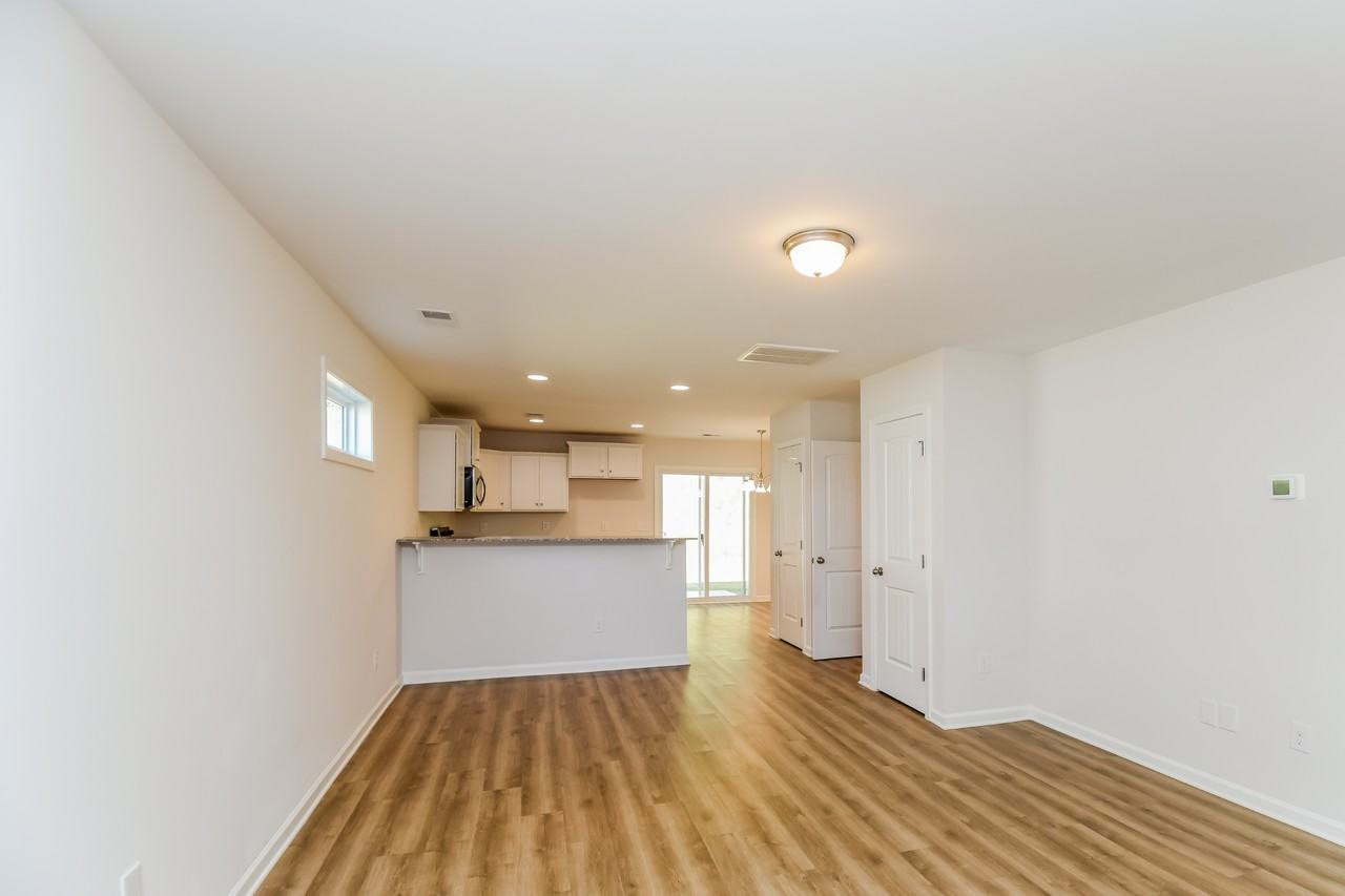 313 Noble Ln - Photo 2 of 21