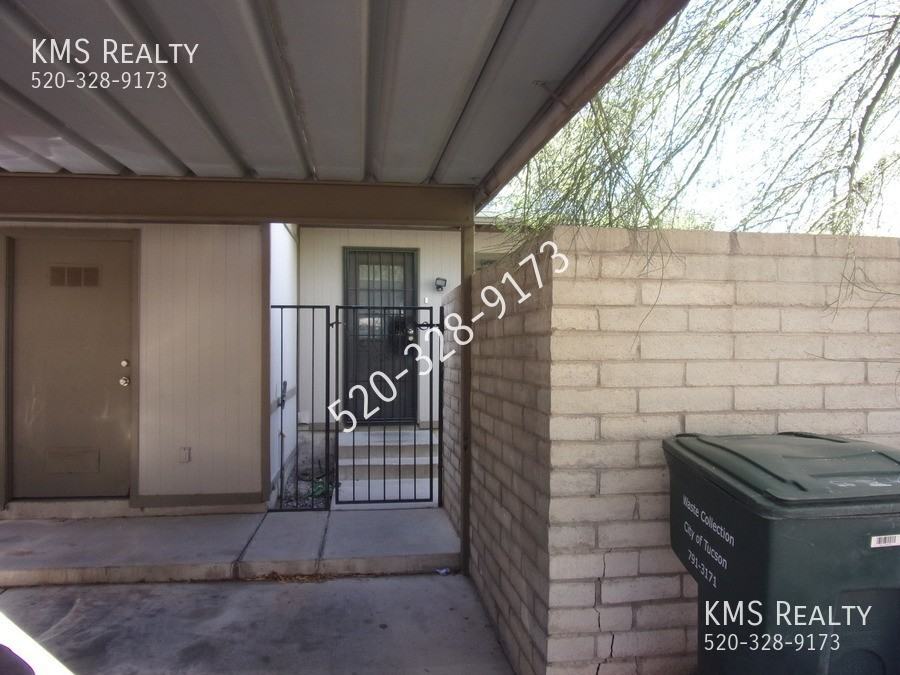 591 W Redondo Dr - Photo 2 of 33