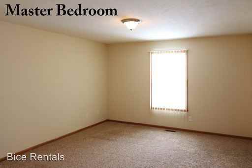 Rockford - Photo 2 of 20