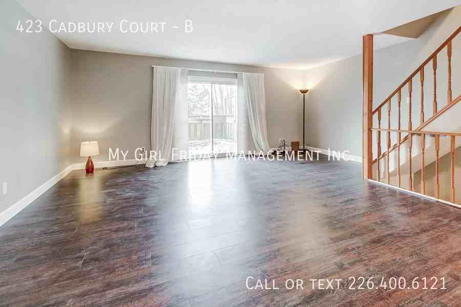 423 Cadbury Crt #B - Photo 2 of 16