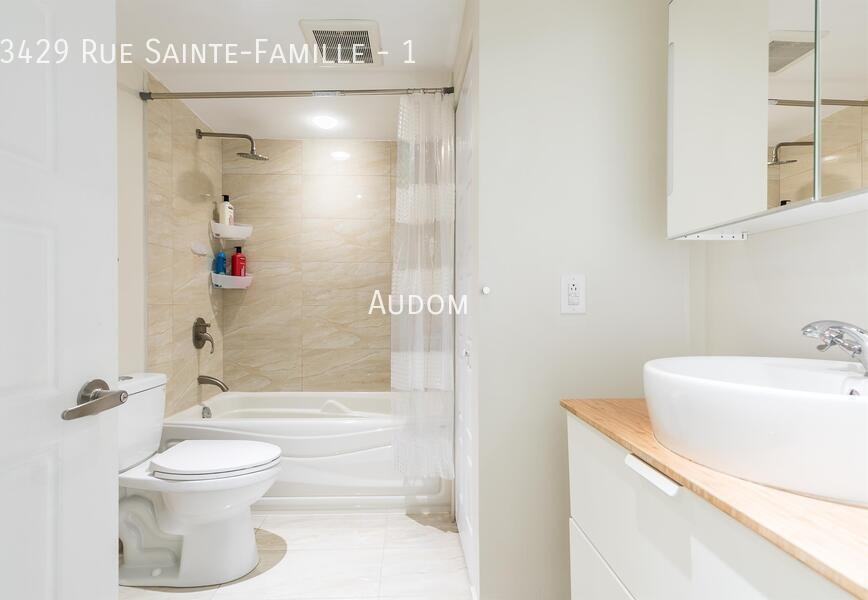 3429 Rue Sainte-Famille #1 - Photo 4 of 12