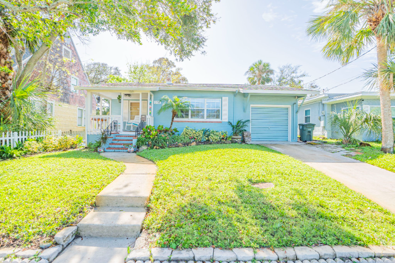 276 Brookline Ave - Photo 2 of 30