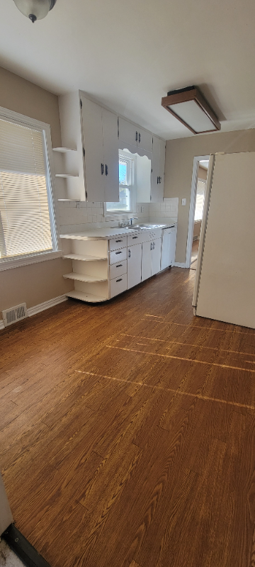 110 W 89th Ter - Photo 5 of 11