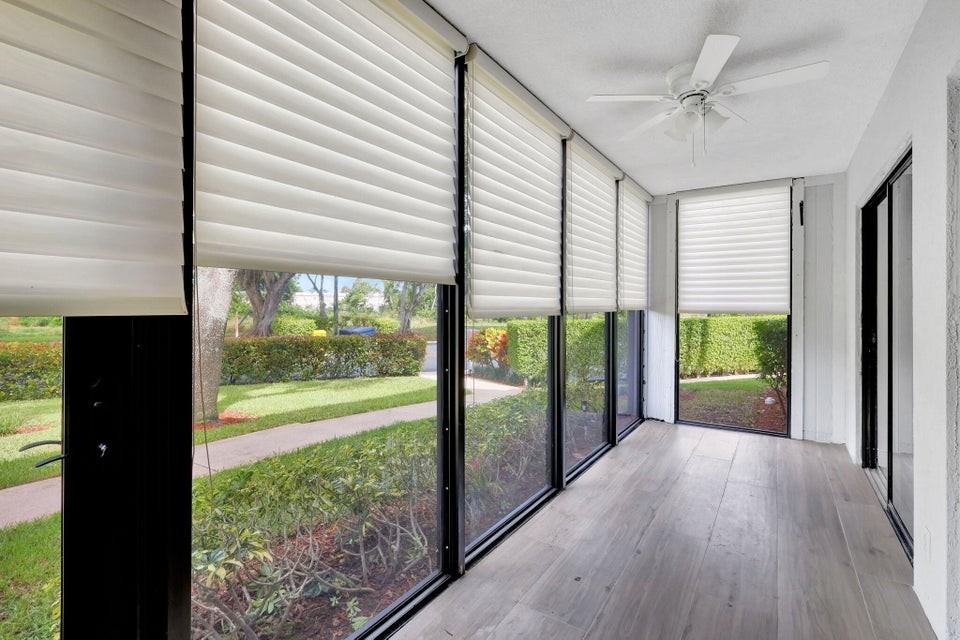 15492 Lakes Of Delray Blvd #101 - Photo 3 of 29