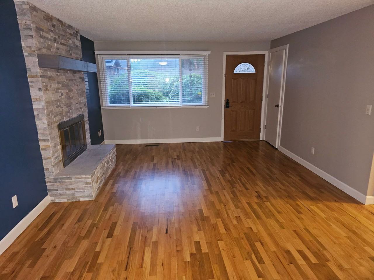 1210 S 258th St - Photo 3 of 16