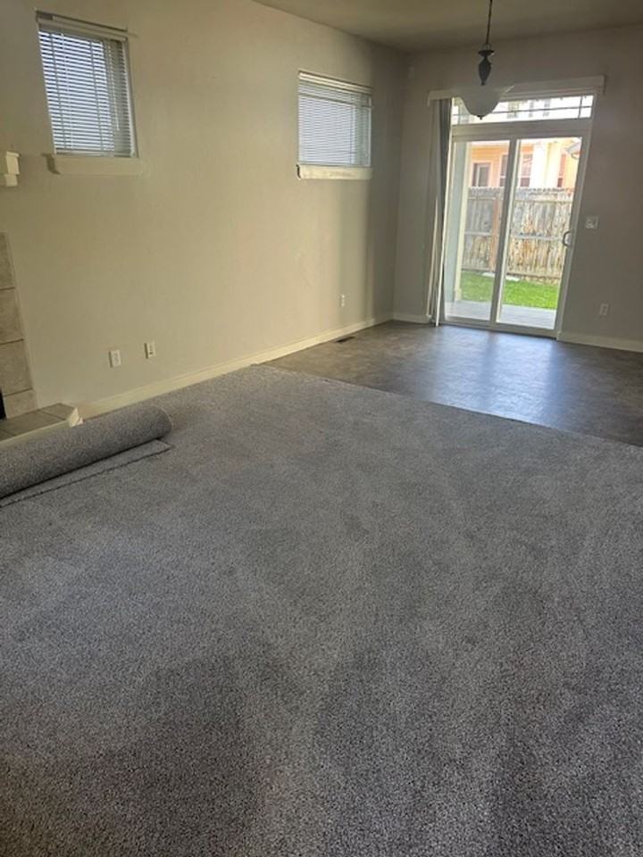 2281 Gallatin Green Blvd - Photo 7 of 12