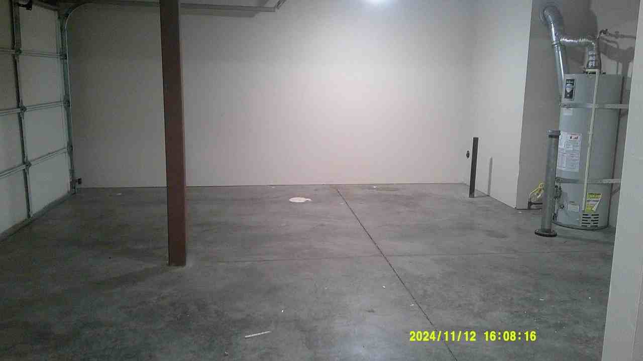 1690 Sw 53rd St - Photo 5 of 29