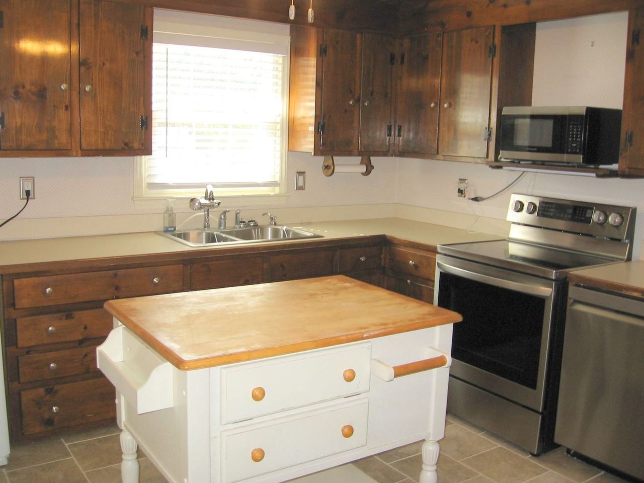 32 Riverside Dr - Photo 6 of 20