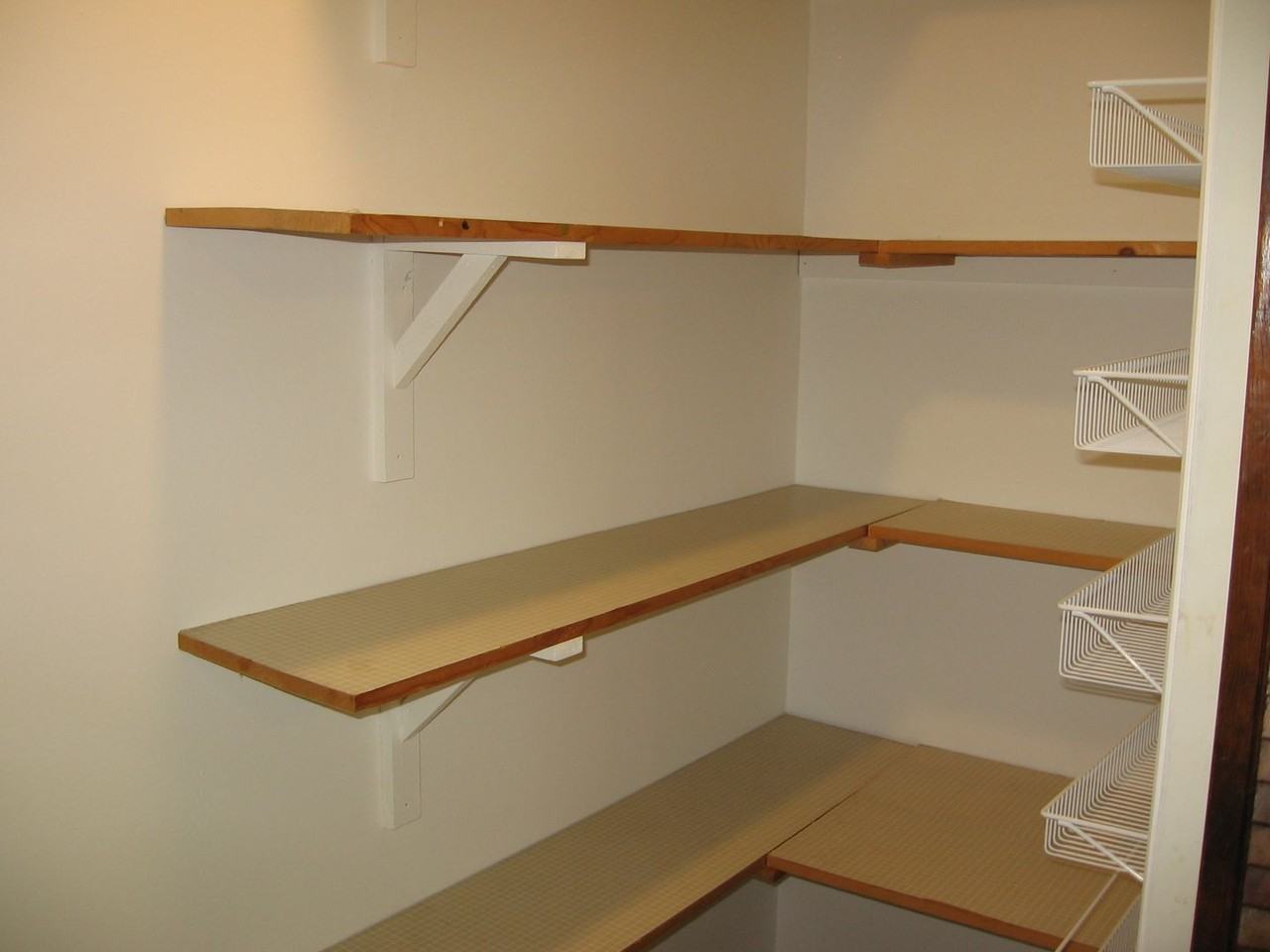 32 Riverside Dr - Photo 7 of 20