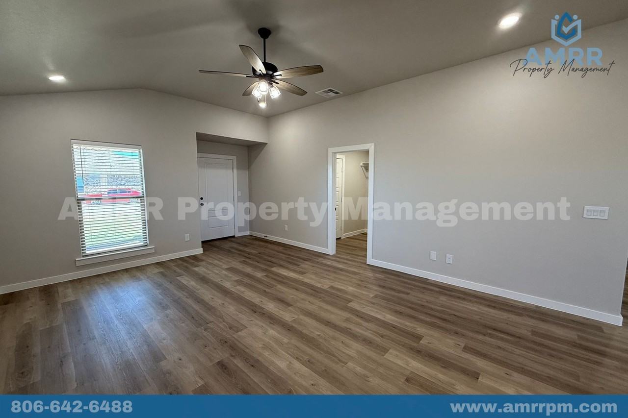 2603 Harmony Ave - Photo 5 of 40