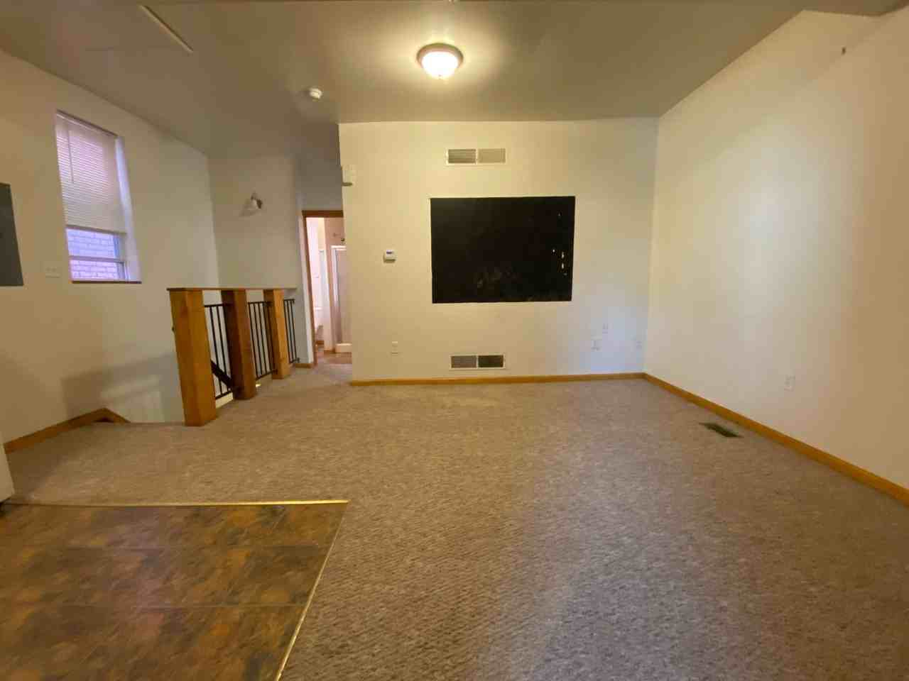 331 Meyran Ave - Photo 2 of 8