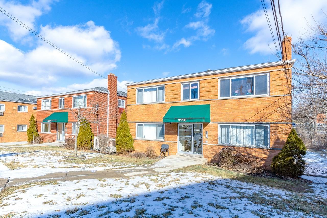 Robroy Drive - Photo 2 of 7