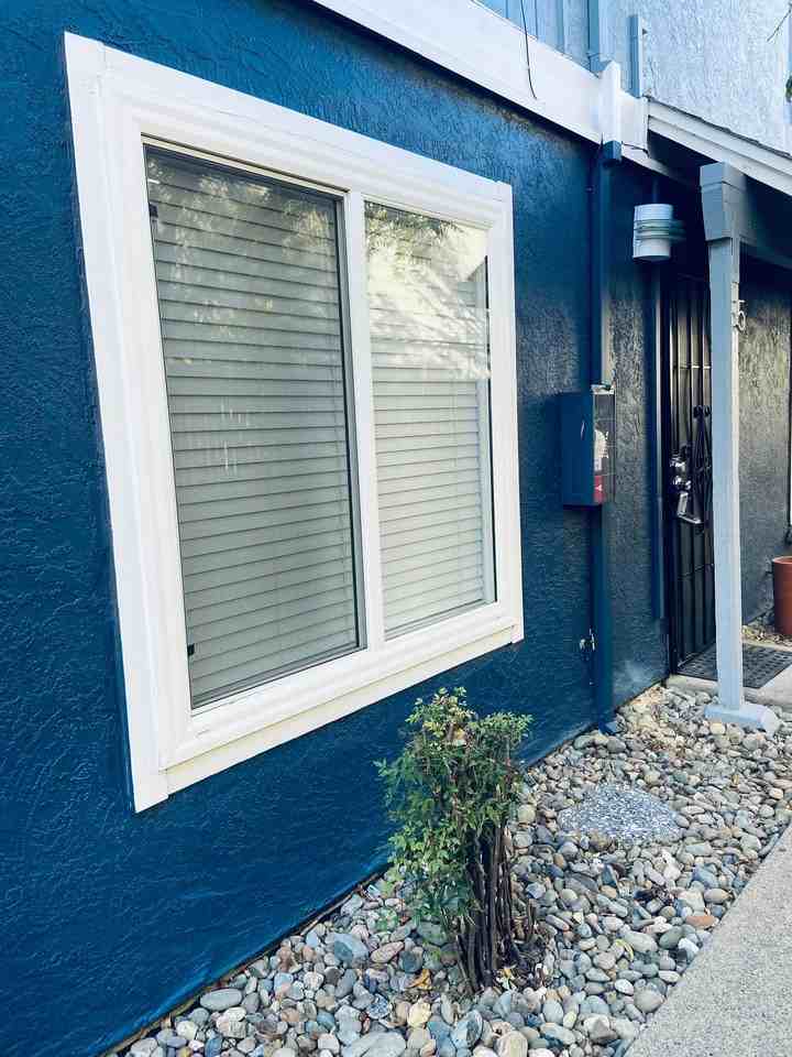 W St Apartments - Photo 5 of 5