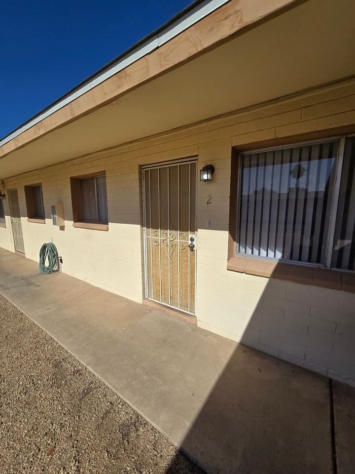 2019 N 49th St - Photo 2 of 18