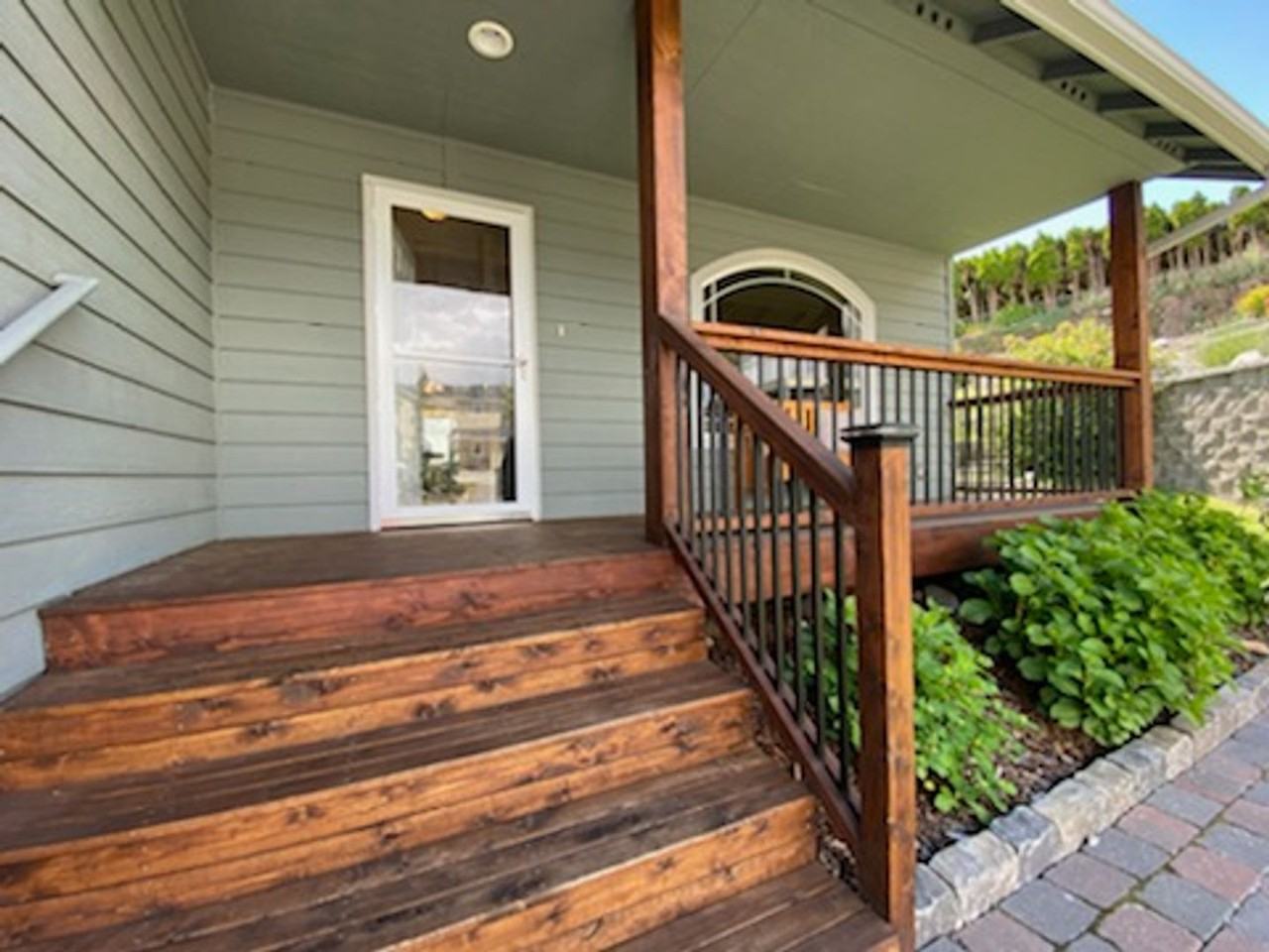 2104 W Honeysett Rd - Photo 2 of 24