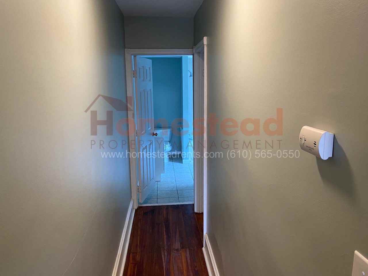 206 E 18th St - Photo 2 of 21