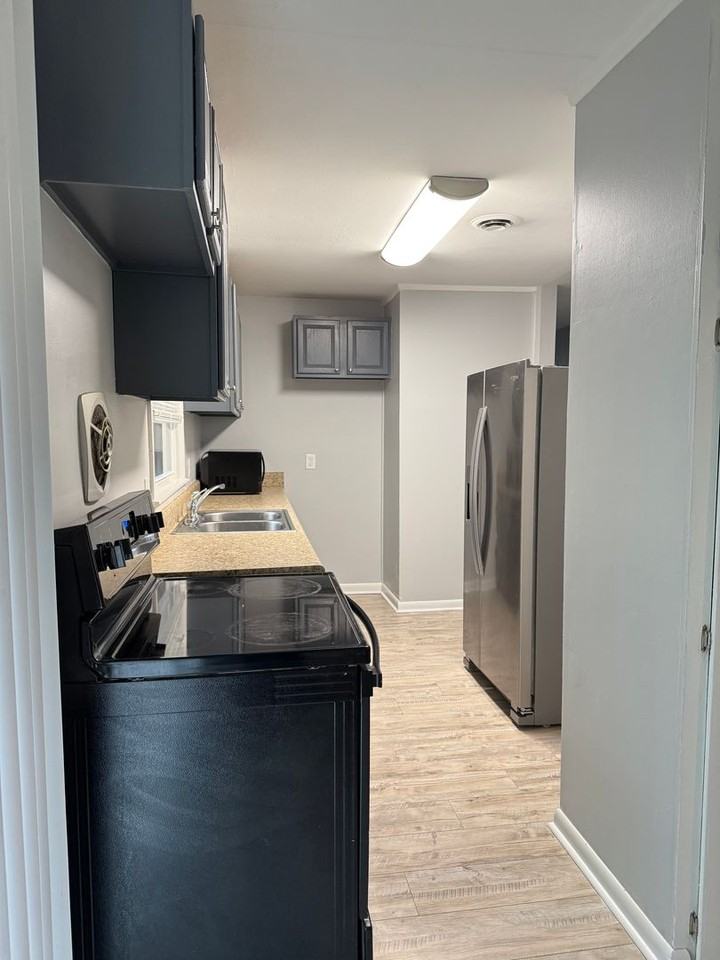 48 Edgemoor Dr - Photo 3 of 13