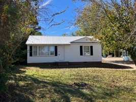 featured image of 311 Grimes Rd