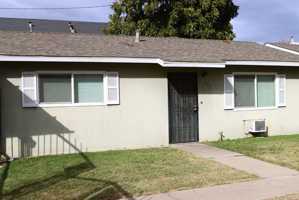 featured image of 308 W 20th St