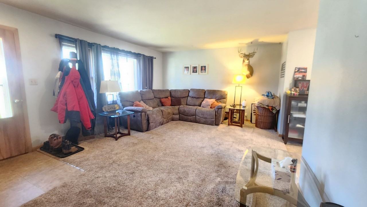 211 Davidson Ave - Photo 2 of 28