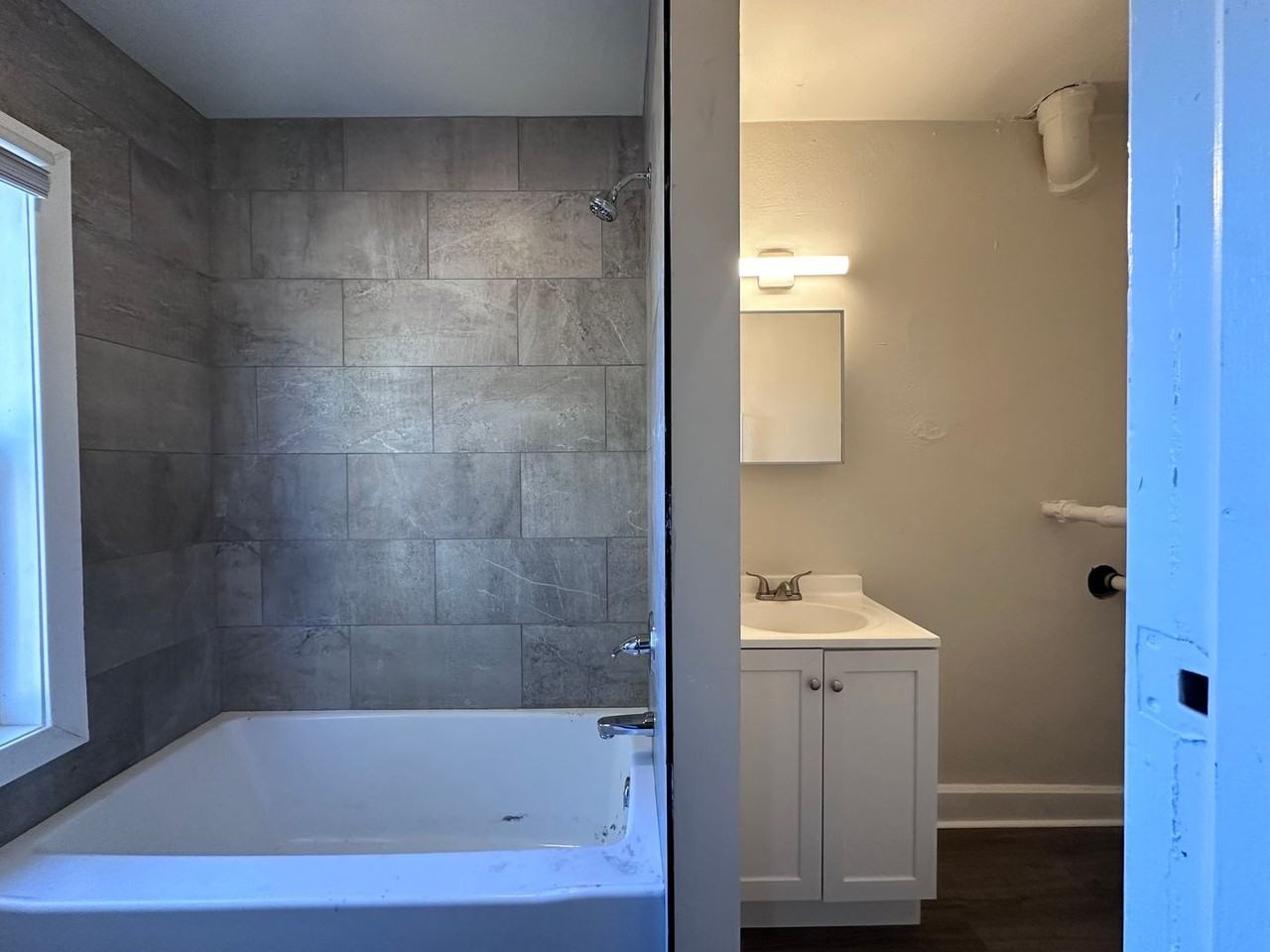 412-414 N Maple Ave - Photo 3 of 26