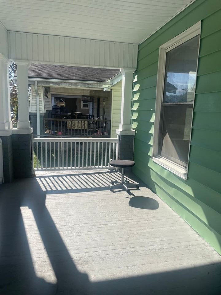 2825 Linden Ave - Photo 2 of 15