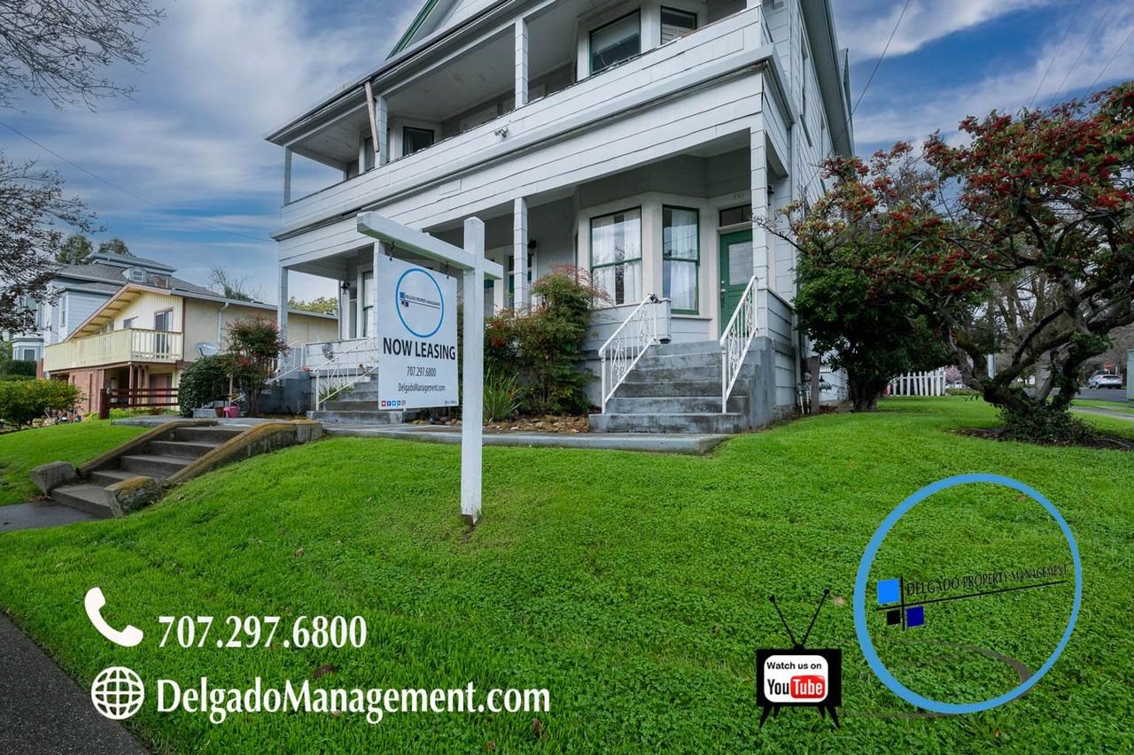 203 W J St - Photo 2 of 28