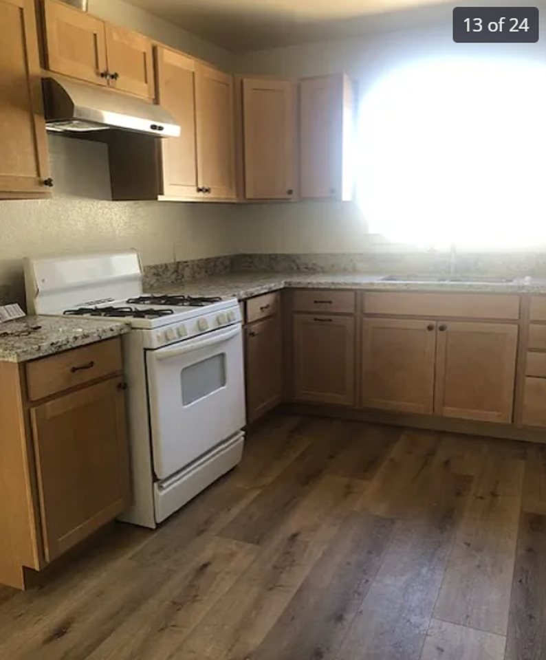 Thomas Ave - Photo 2 of 16