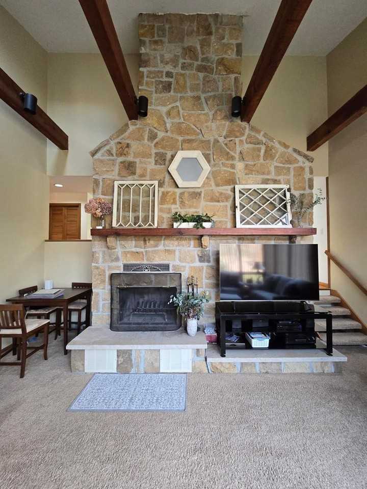 762 Zubal Rd - Photo 3 of 40