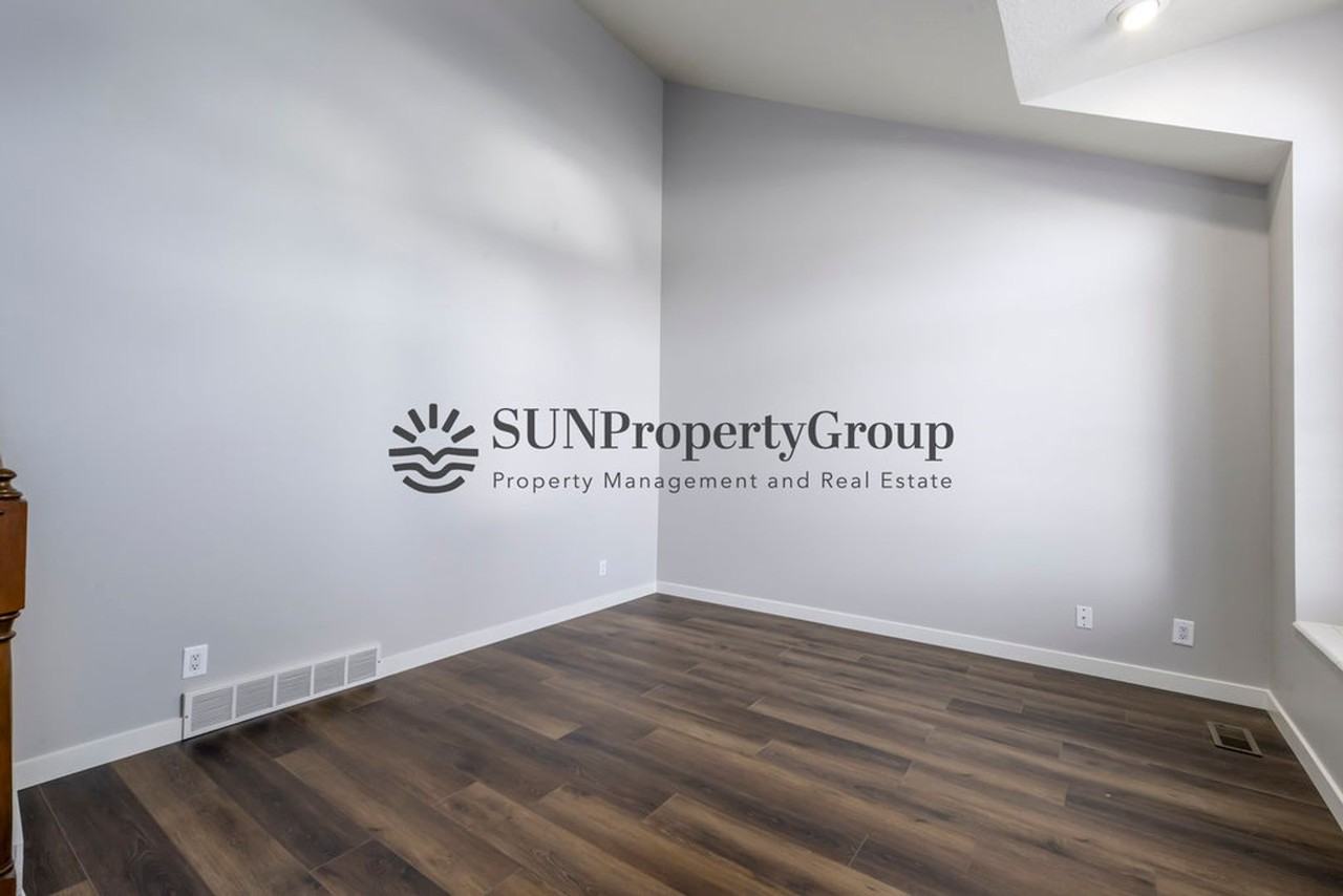 667 W 1460 N - Photo 5 of 20