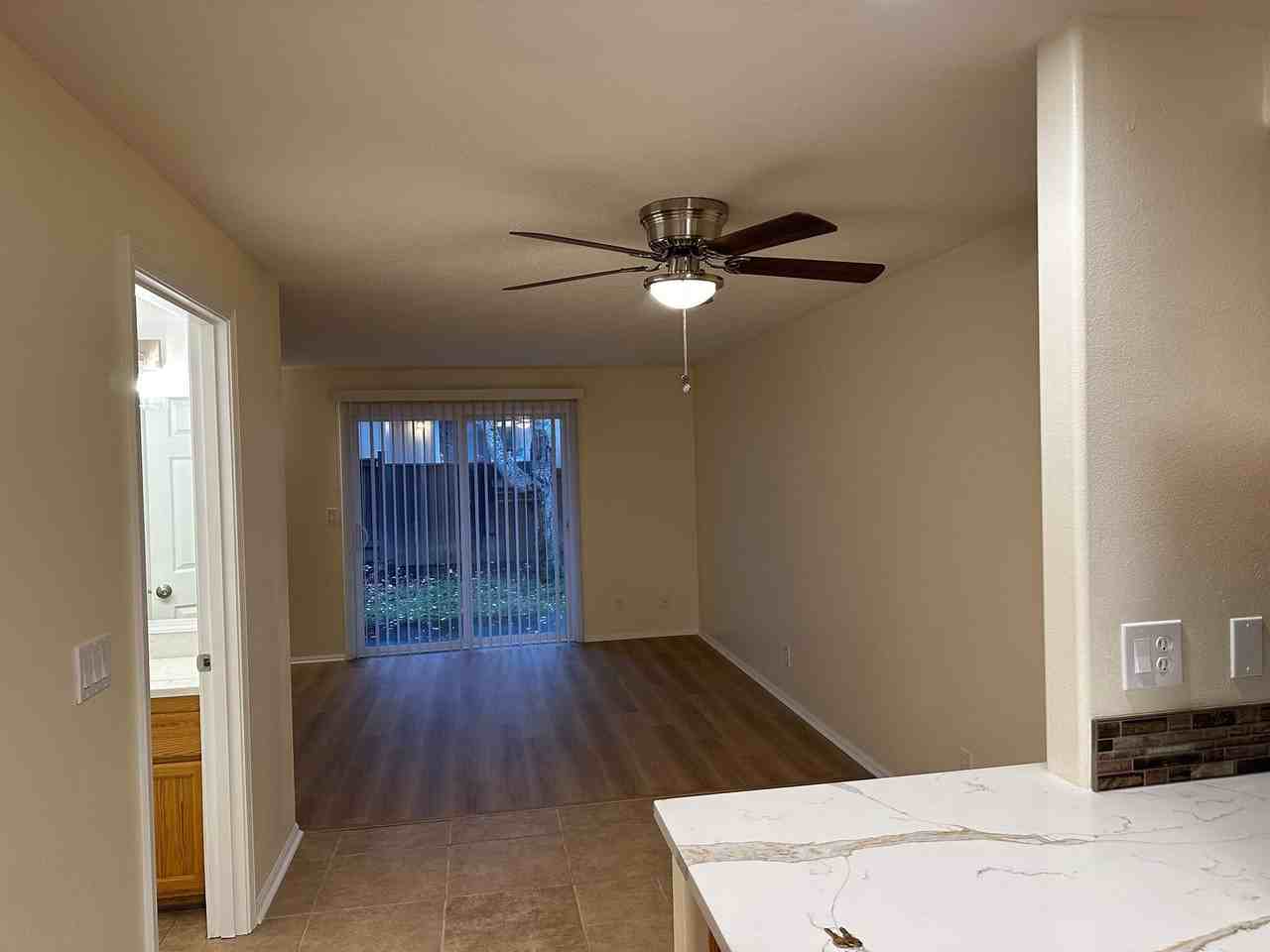 1612 Fetters Loop - Photo 6 of 34