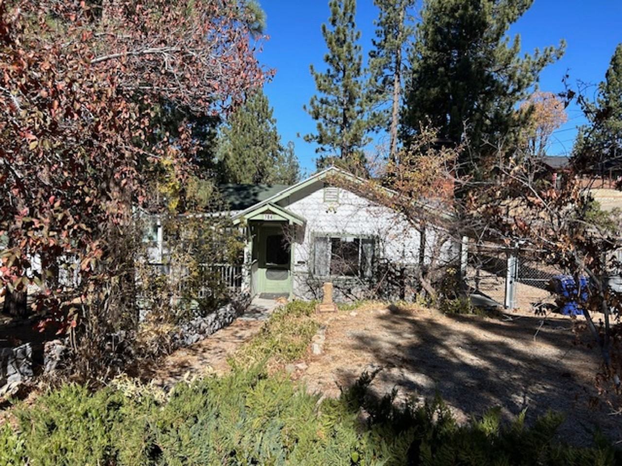 784 Berkley Lane - Photo 2 of 2