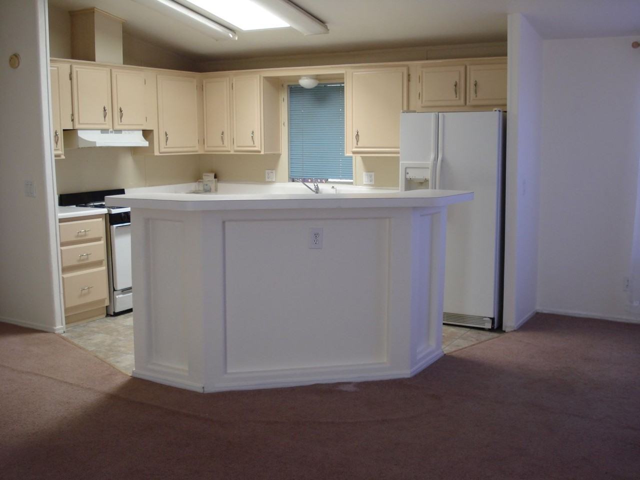 1959 W Willow Way - Photo 3 of 14