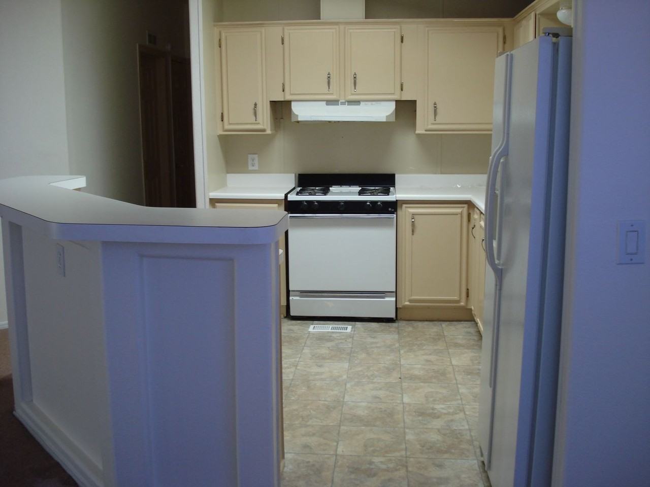 1959 W Willow Way - Photo 4 of 14