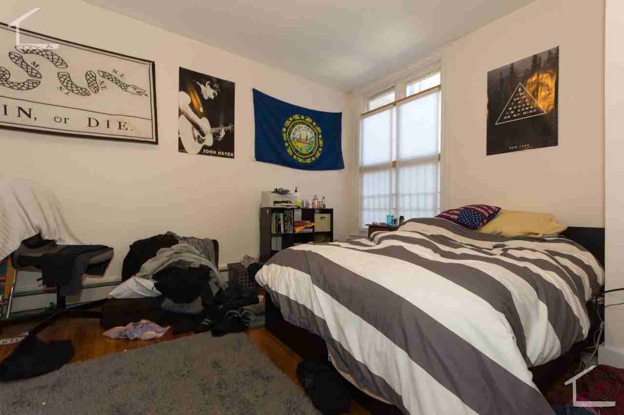 4 Saint Lukes Rd - Photo 2 of 7