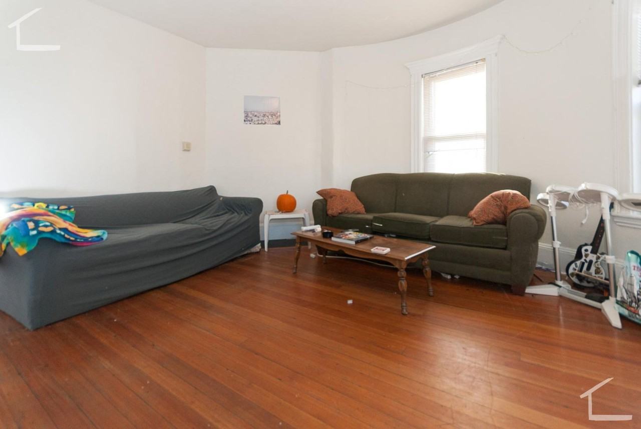 44 Brainerd Rd - Photo 2 of 10